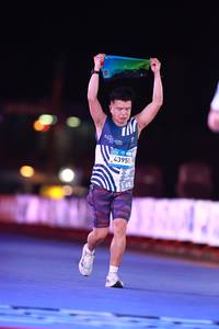 BIB: 
                            <button type="button" onclick="openModal(23603889)" class="btn btn-primary btn-sm float-right btn-popup" data-toggle="modal" data-target=".modal-high-quality">
                        <i class="fas fa-shopping-cart"></i> Add to Cart
                    </button>
                                            <button type="button" onclick="isThisMe(23603889, true)" class="btn btn-success btn-sm float-right btn-popup btn-isme hidden" data-toggle="tooltip" data-placement="bottom" title="นี่คือรูปของคุณใช่ไหม คลิกที่นี่เพื่อเอาเข้าอัลบั้ม">
                        <i class="fas fa-plus"></i> Add to album
                    </button>
                    <button type="button" onclick="isThisMe(23603889, false)" class="btn btn-warning btn-sm float-right btn-popup btn-isnotme hidden">
                        <i class="fas fa-ban"></i> Remove from album
                    </button>